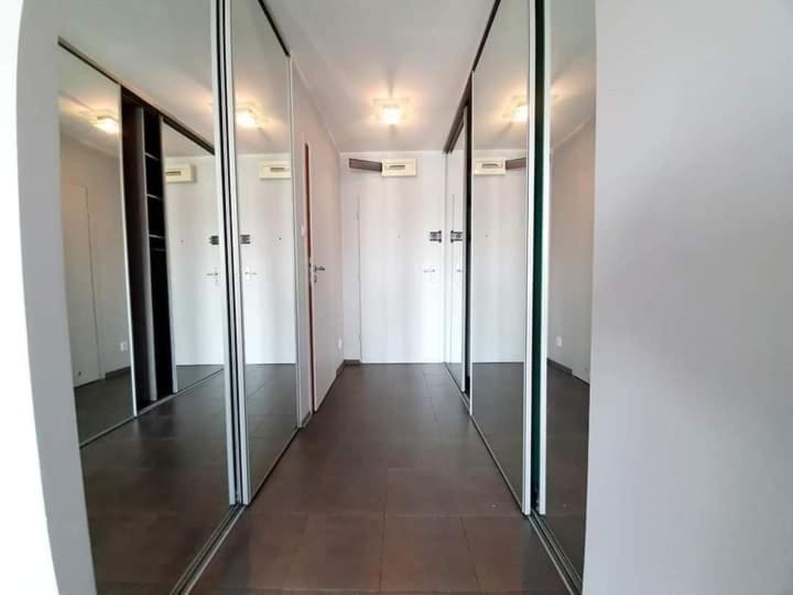 Lucka Residence Warschau Buitenkant foto