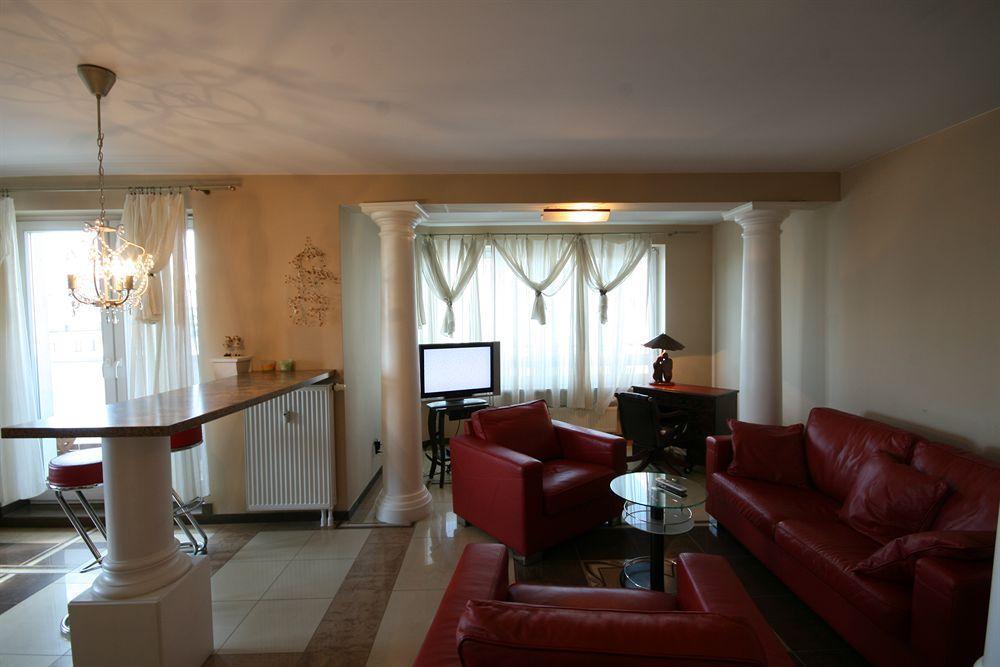 Lucka Residence Warschau Buitenkant foto