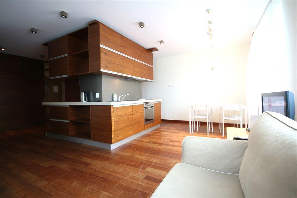 Lucka Residence Warschau Buitenkant foto